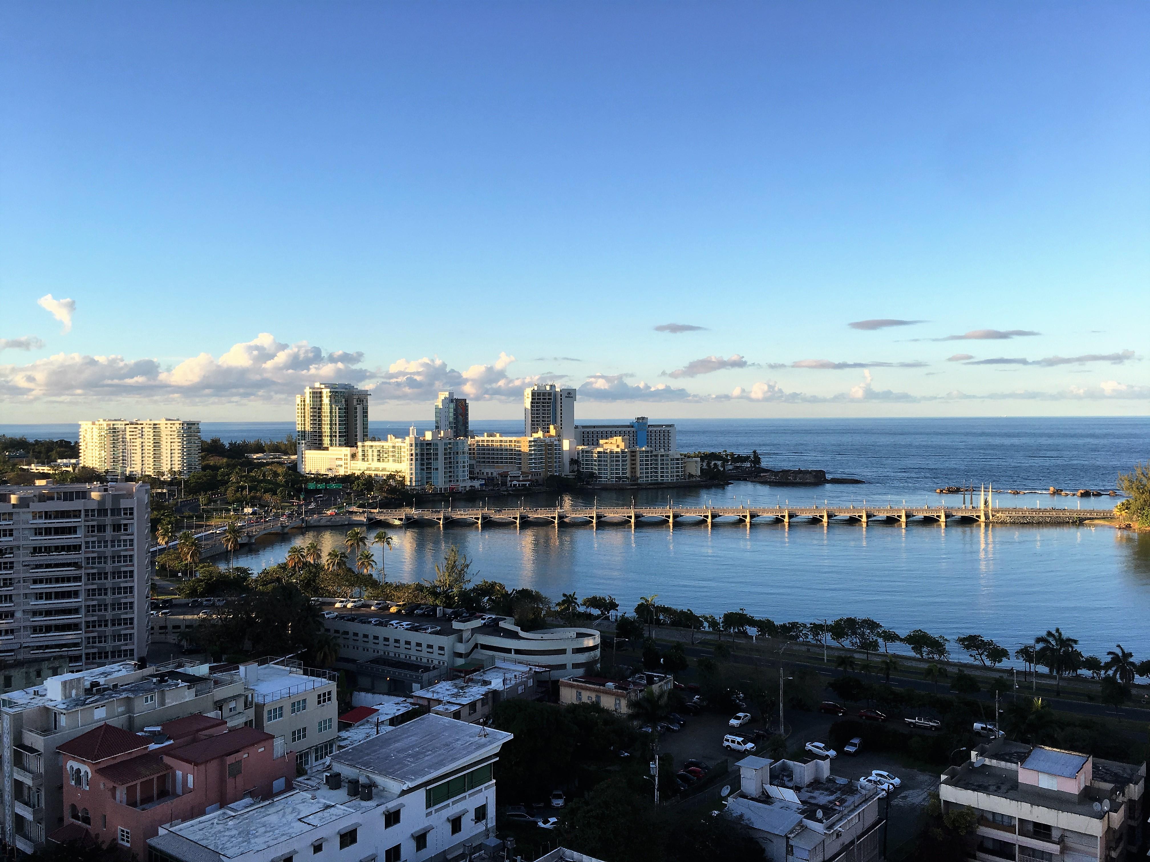 Vistas desde Condominio Caribbean Plaza - San Juan (Miramar) - 2017 00001
